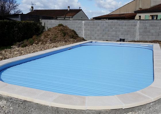 volet déroulant couverture piscine en Charente Maritime